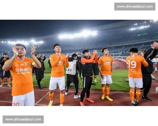 绿城与卓尔激烈对决全程直播尽享精彩赛事瞬间